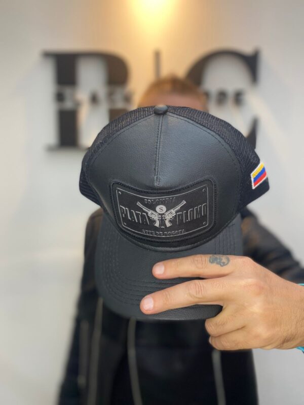 Gorra Plata $ Plomo